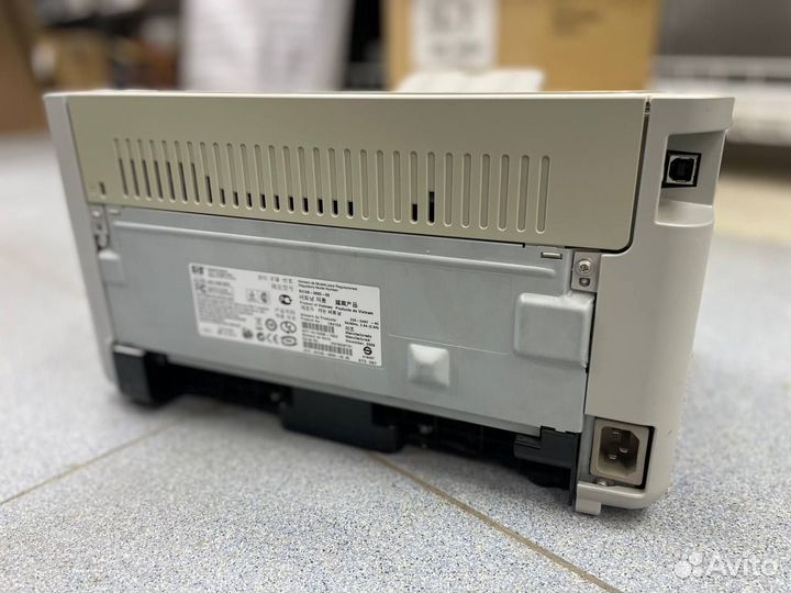 Принтер HP LaserJet P1005 С картриджем
