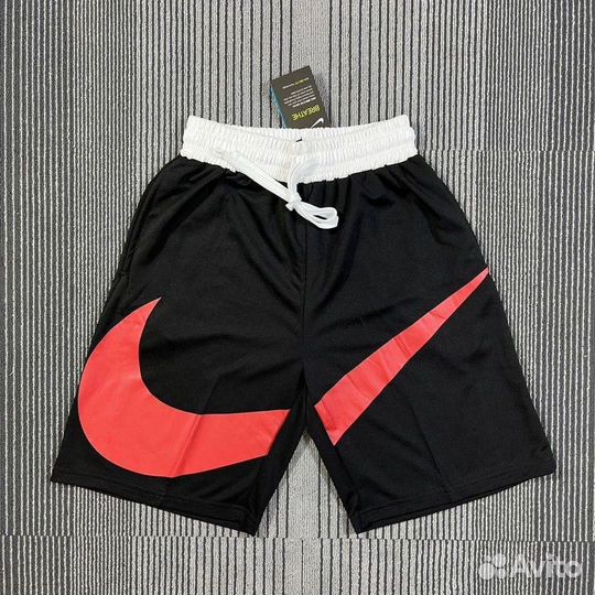 Шорты Nike
