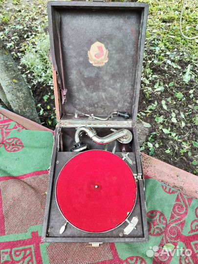 Патефон Артель СССР