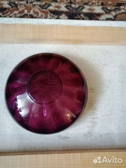 Вазы-салатники, цветное стекло, Красный Май