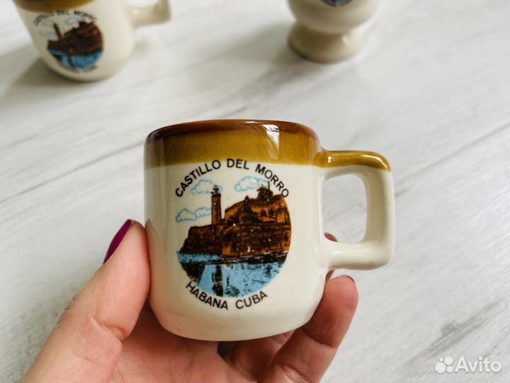 Кружки и тарелка