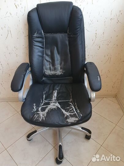 Компьютерное кресло руководителя бу