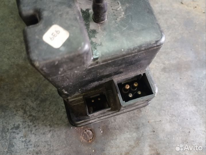 Компрессор центрального замка mercedes w210