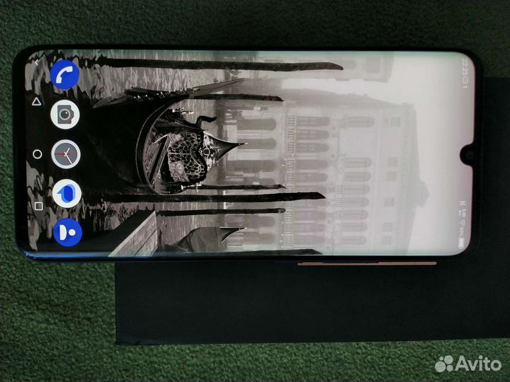 ZTE Axon 10 Pro, 6/128 ГБ