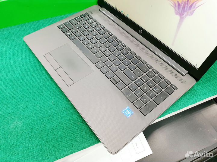 Ноутбук HP для работы современный SSD FHD