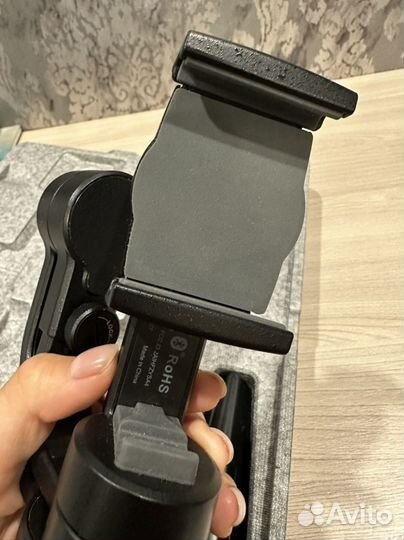 Стабилизатор для смартфона Zhiyun Smooth 4