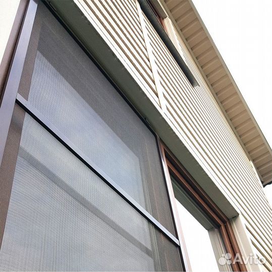 Москитные сетки на двери