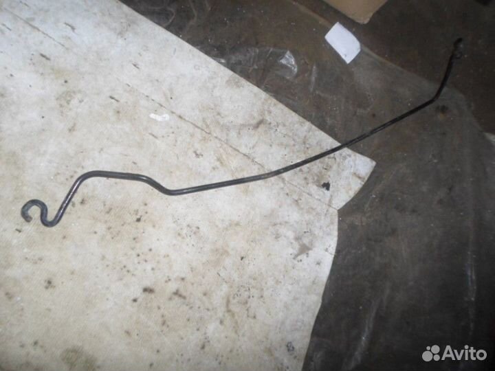 Упор капота Nissan Primera P12 2002-2007