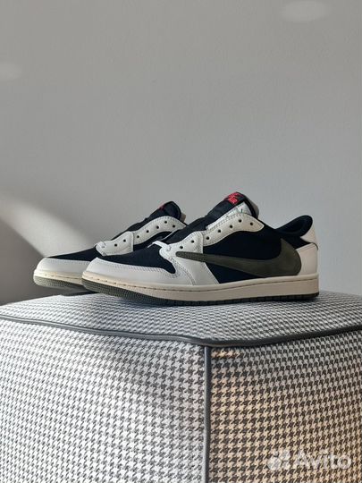 Кроссовки Nike Air Jordan 1 Low Travis Scott Olive