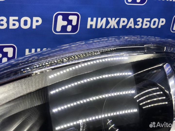 Фара передняя левая Mercedes Gla-Class X156