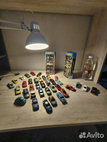 Hot wheels машинки