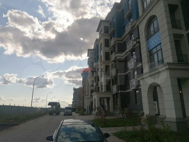 Продам торговое помещение, 324 м²