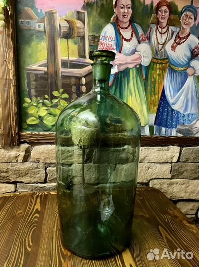 Бутылка с притертой крышкой