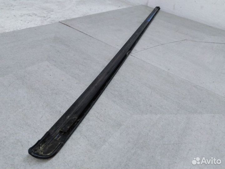 Молдинг заднего левого крыла