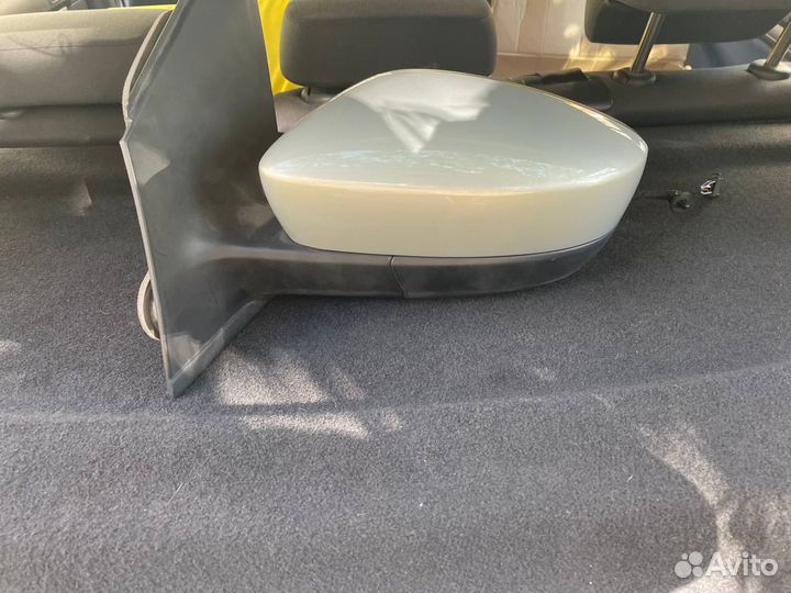 Боковое зеркало volkswagen polo