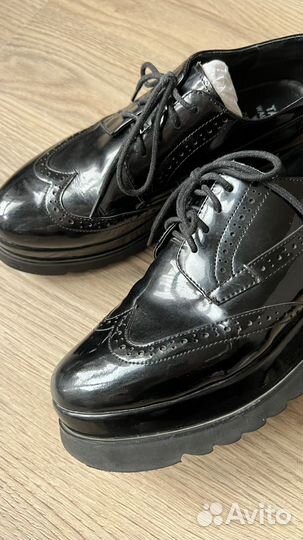 Лоферы женские 37 глянцевые