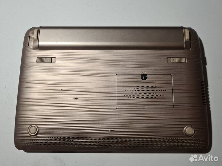 Нетбук asus eee PC. 1015pw