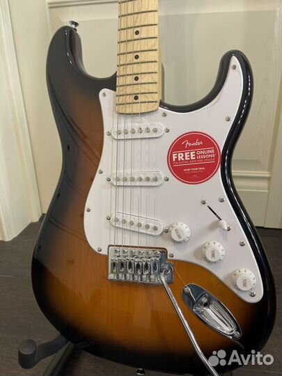 Squier sonic stratocaster 2 color sunburst