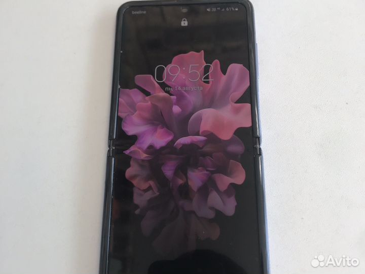 Samsung Galaxy Z Flip, 8/256 ГБ