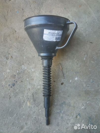 Новая Воронка (лейка) для бензина