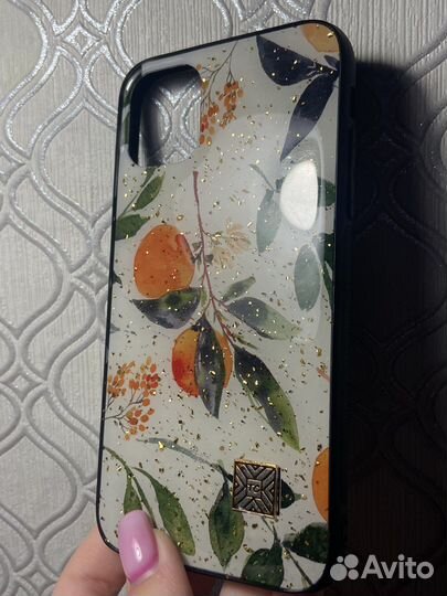 Чехол на iPhone 11