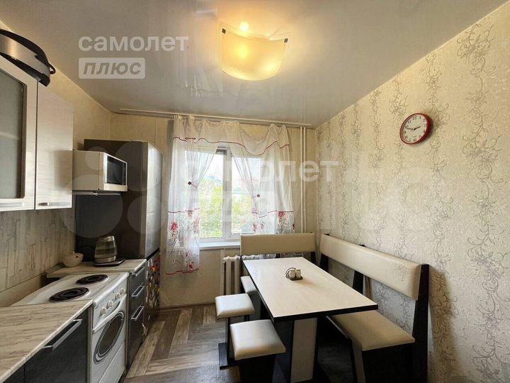 2-к. квартира, 47,7 м², 1/9 эт.