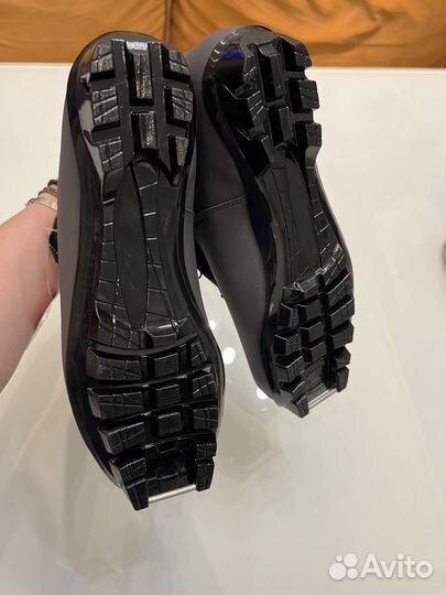 Лыжные ботинки inovik 43 размер абсолютно новые