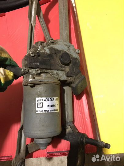 Трапеция стеклоочистителя опель корса