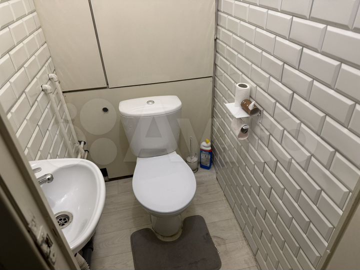 Комната 18 м² в 3-к., 9/21 эт.