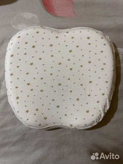 Анатомическая подушка для младенцев