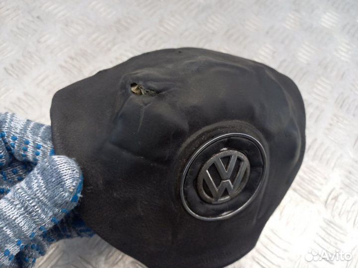 Подушка безопасности в руль Volkswagen Amarok 2.0
