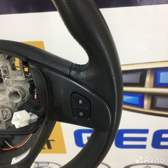 Руль Рулевое колесо Renault sandero 2