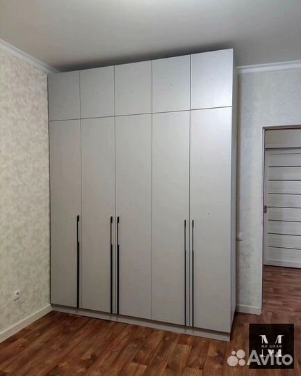 Шкаф трехстворчатый (и другие)