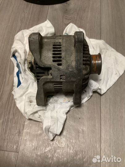 Оригинальный генератор 90 А бмв е46