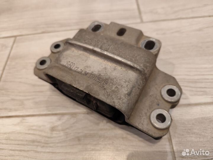 Крепления двигателя, опоры двигателя Golf 6, комп