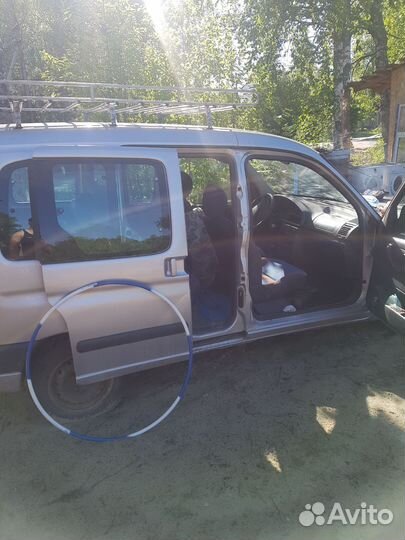 Citroen Berlingo 1.4 МТ, 2000, битый, 310 000 км