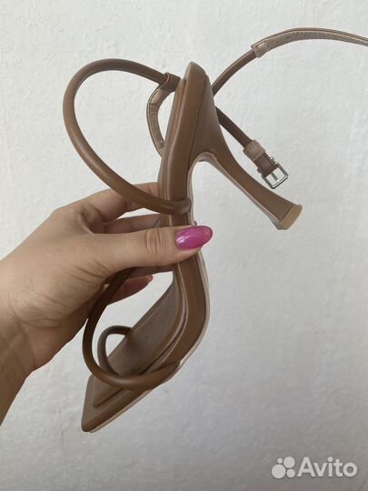 Босоножки женские 37 размер на каблуке