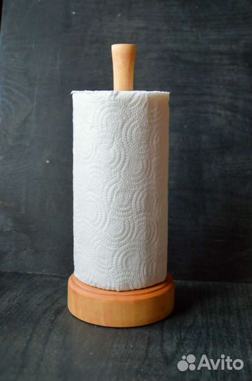 Деревянный держатель для бумажных полотенец