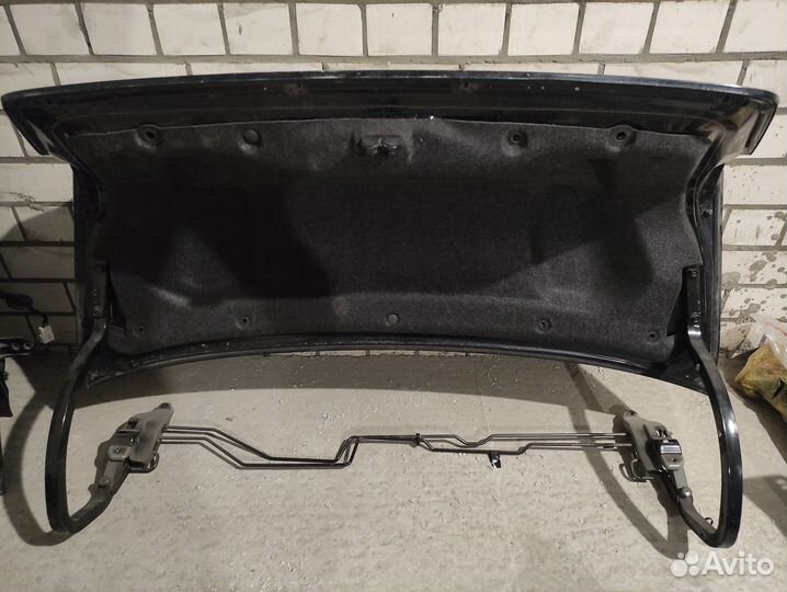 Крышка багажника Subaru legacy BL