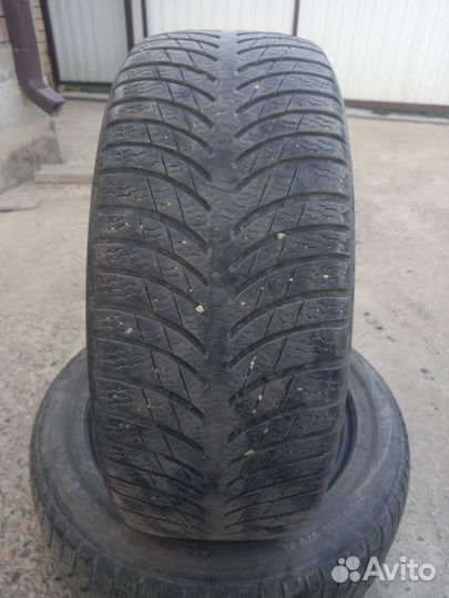 Marshal I'Zen MW15 215/55 R16