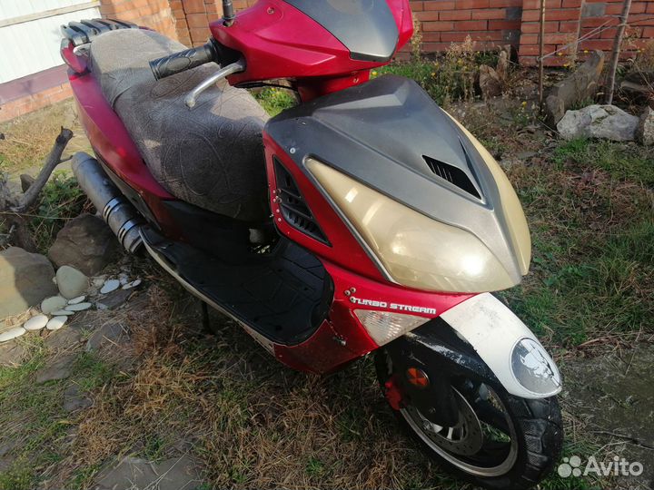 Продам скутер 150куб