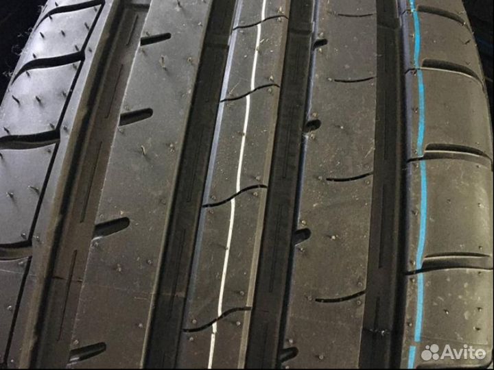 Windforce Catchfors UHP 245/40 R20 99W