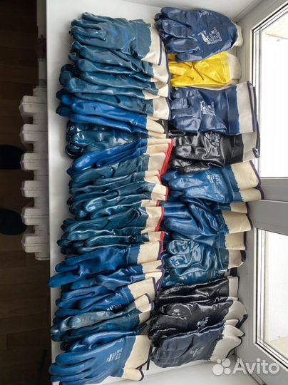 Кепки, Футболки, Перчатки, Свитера,Шапки,Роснефть