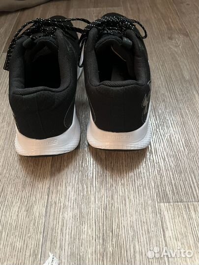 Under armour кроссовки женские