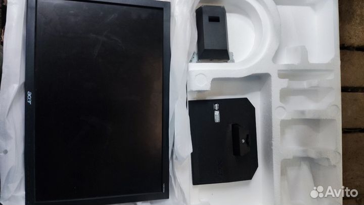 Acer v203w