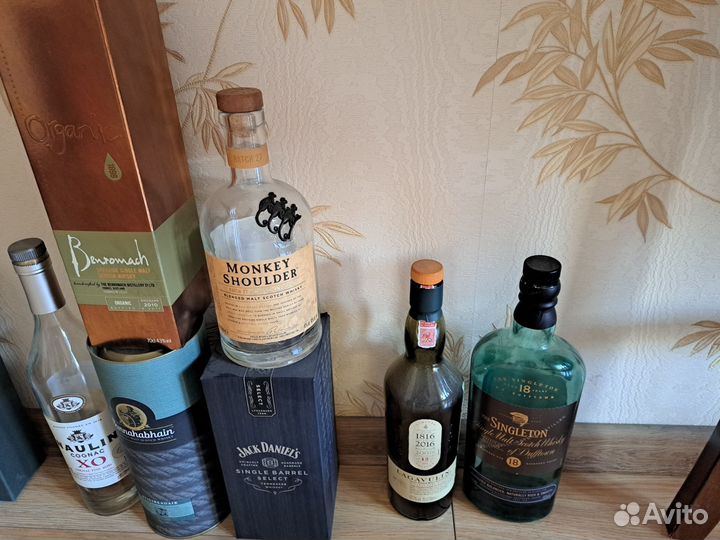 Коробки пустые, пустые бутылки