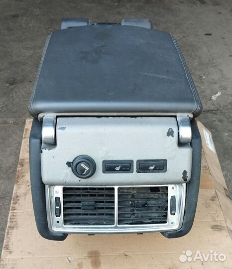 Подлокотник Range Rover Vogue L322 2002-209