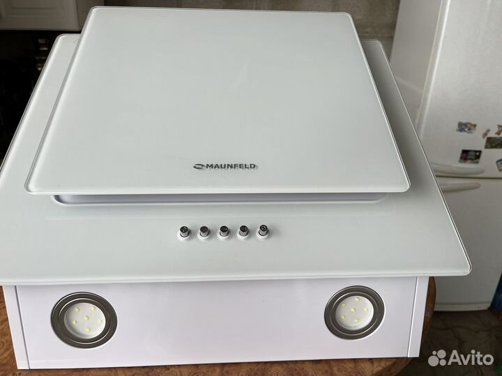 Продаю вытяжку б/у в отличном состоянии