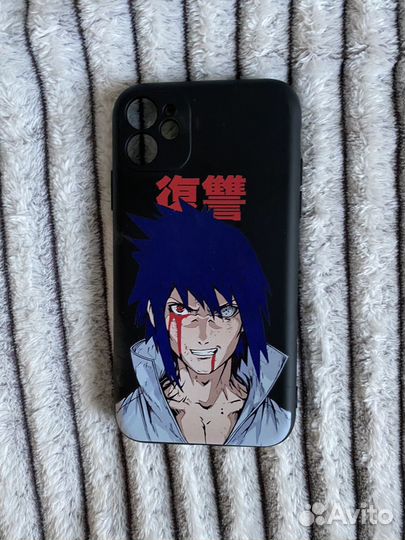 Чехлы на iPhone 11