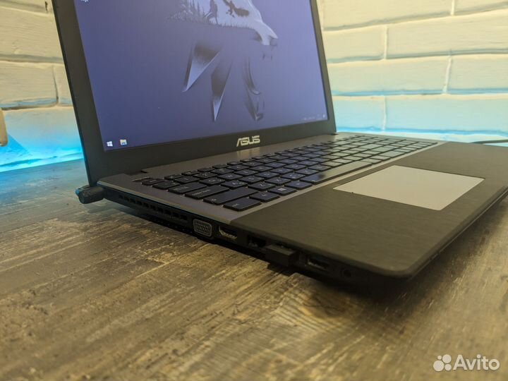 Игровой ноутбук Asus I5-4210/ssd256/8gb/840m 2gb